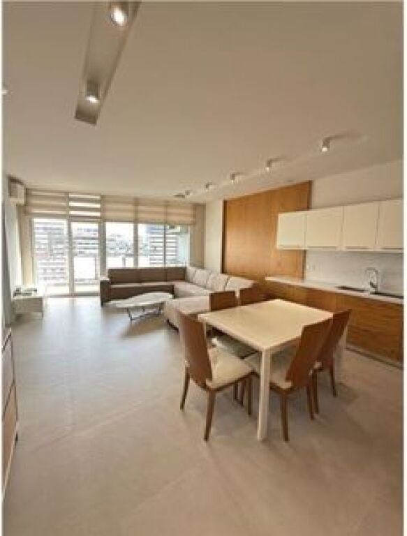 Apartament per shitje tek kika2 , komuna e Parisit