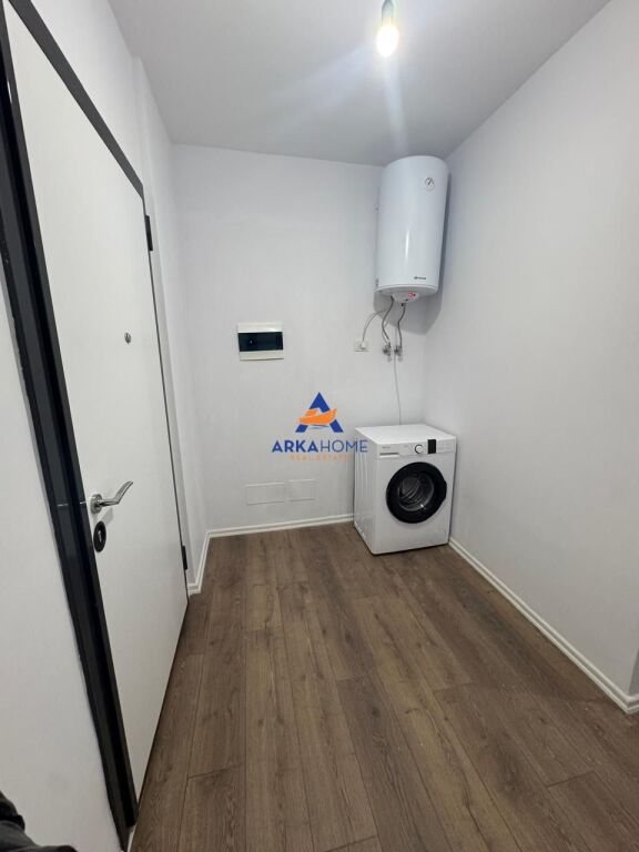 JEPET APARTMENT ME QERA 2+1+BALLKON "5 MAJ" 60.000 LEKE