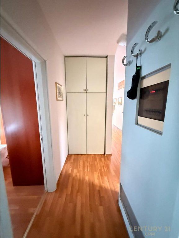 AFFITTASI APPARTAMENTO 2+1+2 PRESSO AIR ALBANIA