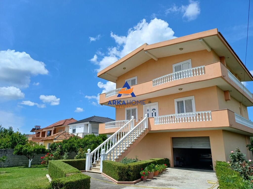 3-STOREY VILLA FOR RENT 810M2 "AULONA STREET, FIER UPRISING, FIER" 2500 EURO