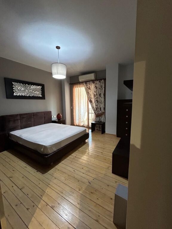 Appartamento arredato 1+1 Comune di Parigi