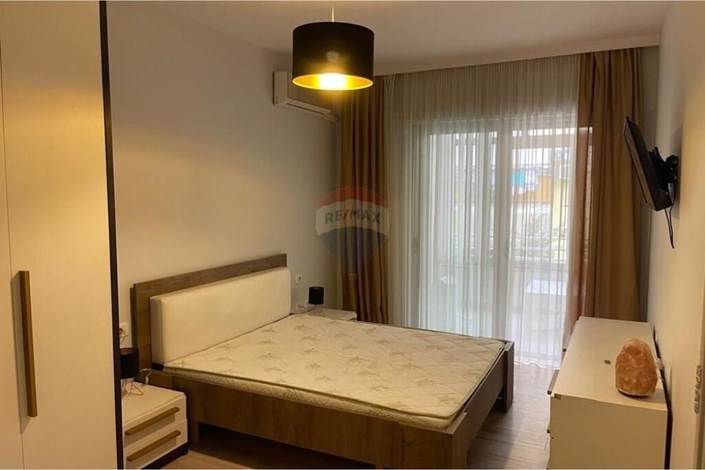 Apartament - Për Shitje - Rruga Hamdi Sina, Tiranë(ID: 530201001-829)