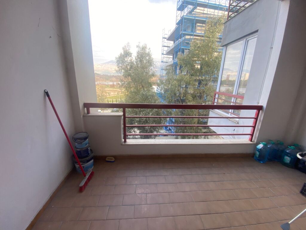 Jepet Apartament me qera