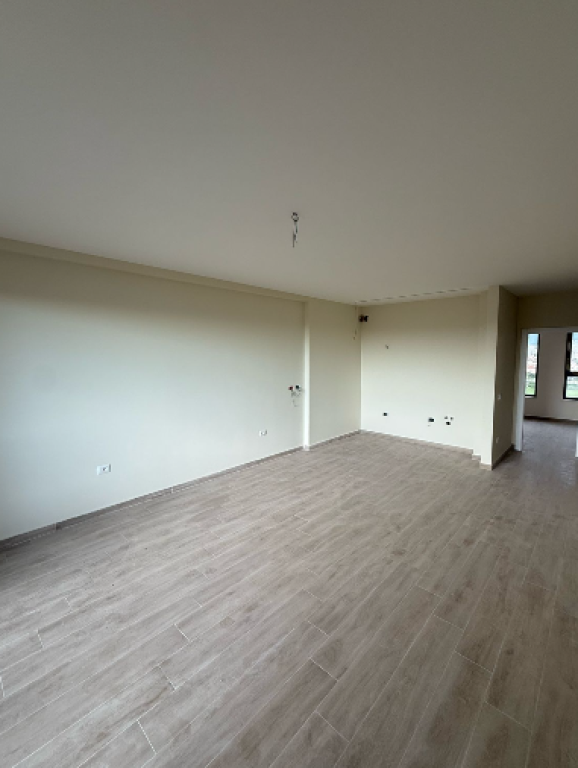 🏡 APARTMENT 3+1 FOR SALE — Jordan Misja Street | near New Boulevard