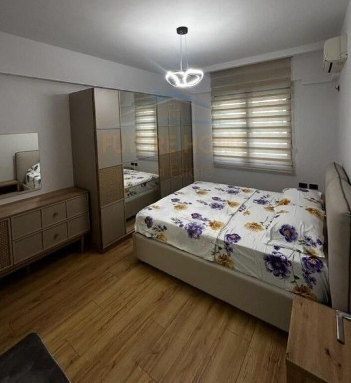 Qira, Apartament 2+1+2, 21 Dhjetori