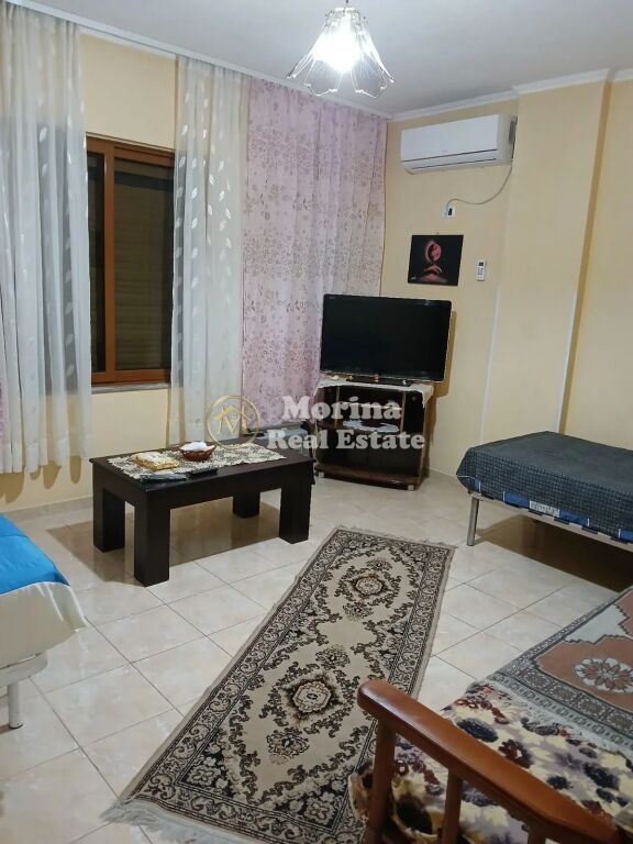 Rent | Apartment 1 + 1 | Former bus park | 350 €/month