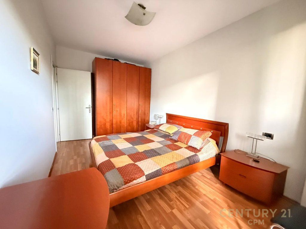 APARTAMENT 2+1+2 ME QIRA TEK AIR ALBANIA! 1,500 € /Muaj