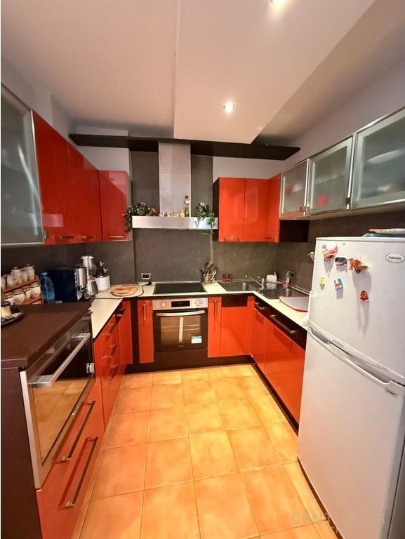 APARTAMENT 2+1+2 ME QIRA PRANË AIR ALBANIA