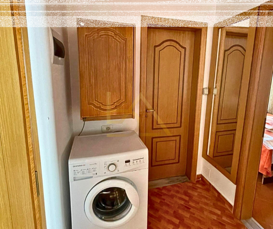 Apartament me Qira – Pamje nga Deti, Sarandë