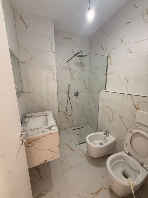 SHITET APARTAMENT 2+1+2 ISH RAJONI I POLICISE, DURRES