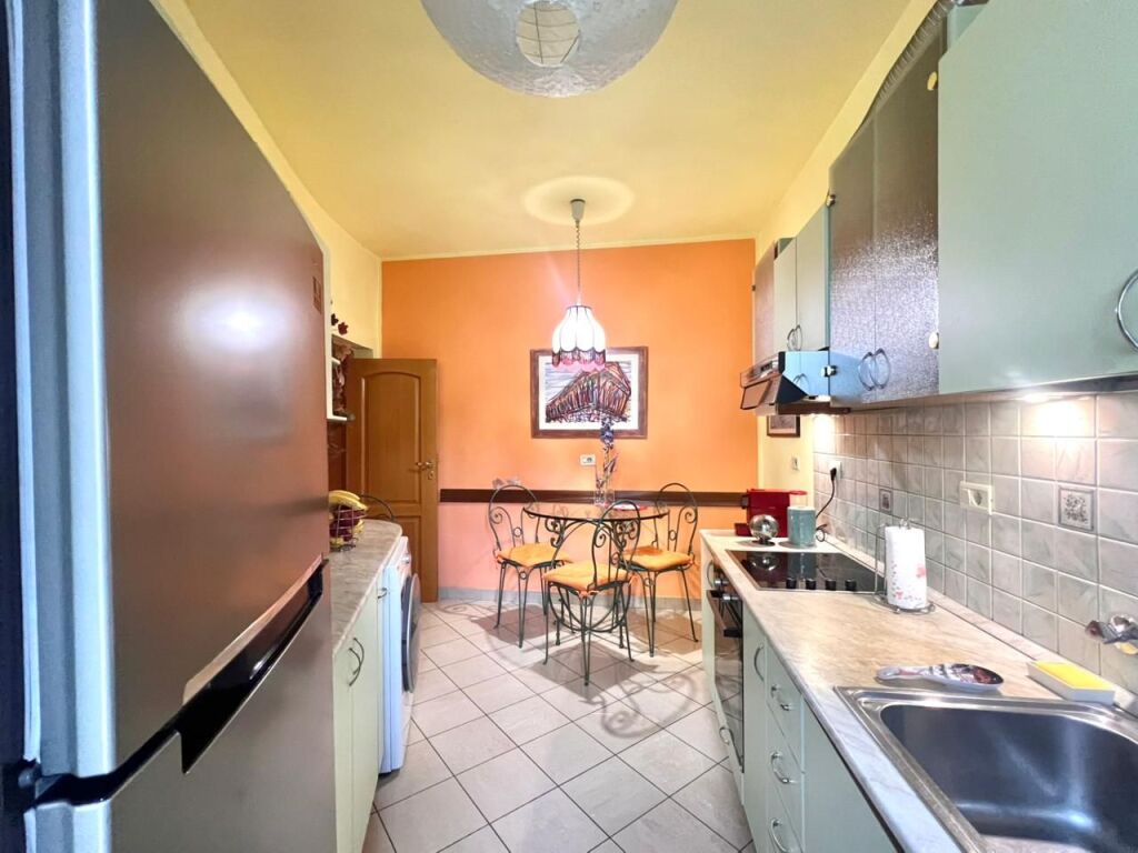 Jepet me Qera: 2+1+Kuzhine Vec &amp; Ballkon Fiks te Stadiumi Dinamo - Albsig | 650€/muaj