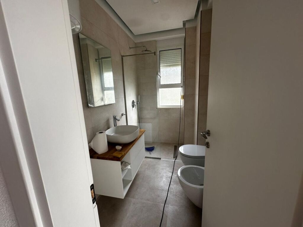 Apartament 1+1 ne shitje , rruga Dhimiter Konomi