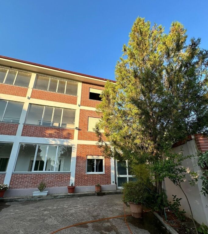 🏢 GREAT SPACE FOR RENT 📍 Lake Linza