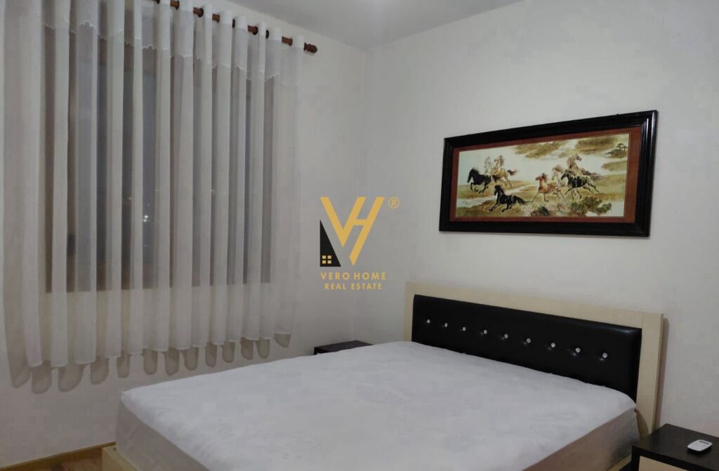 AFFITTASI INGRESSO 5+1+2+BLK A ALI DEM 1.300 EURO