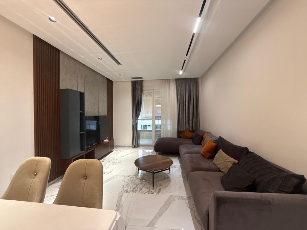 Apartament modern 2+1+Post Parkimi, Komuna e Parisit!