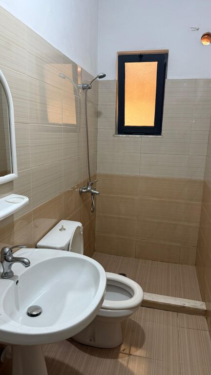 Jepet Me Qera Apartament 1+1