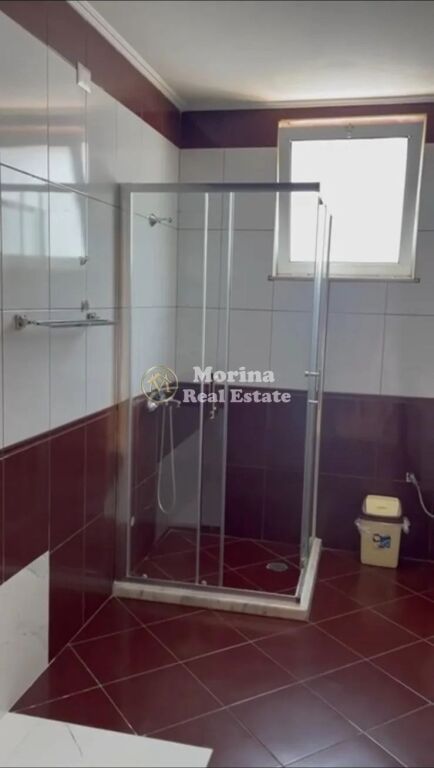 Rent | Villa 3 + 1 | Durres - Ali Pashë Tepelena Street | 400 €/month