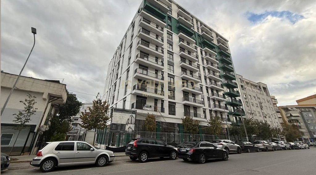 appartamento in affitto 1+1 presso il comune di Parisit