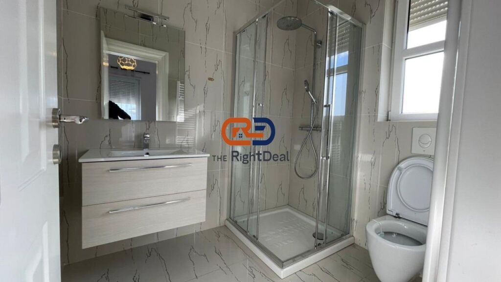 Tek Rolling HIlls Residence, Jepet Me Qira Vile Me Lokacion Pefekt!!!