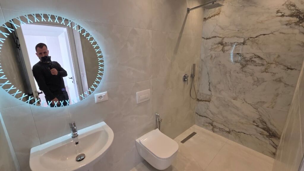 Appartamento 2+1+2 in Vendita – Lungomare, Vlora