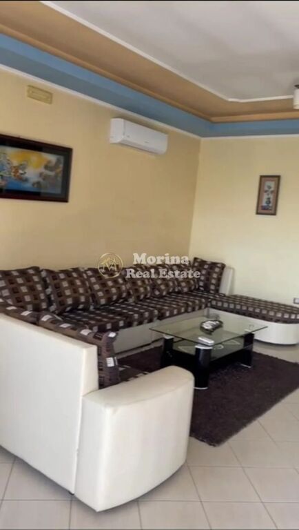 Rent | Villa 3 + 1 | Durres - Ali Pashë Tepelena Street | 400 €/month