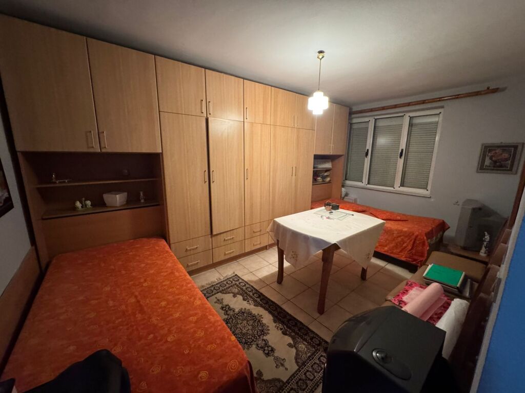 🏠 Appartamento 2+1 in Affitto a Brryl