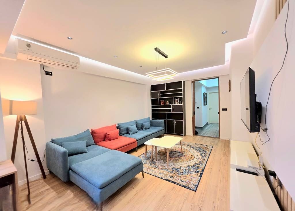 2+1+2 112m2 kati 2 Rruga Kavajes