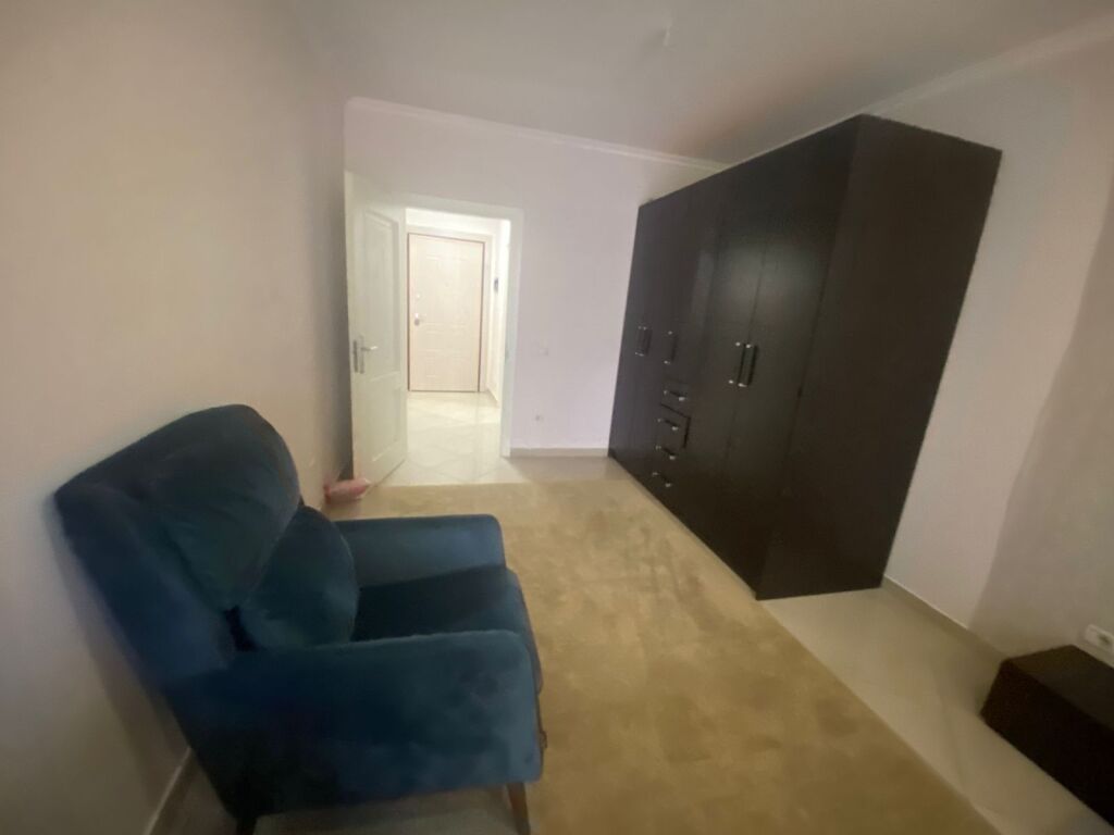 Jepet Apartament me qera