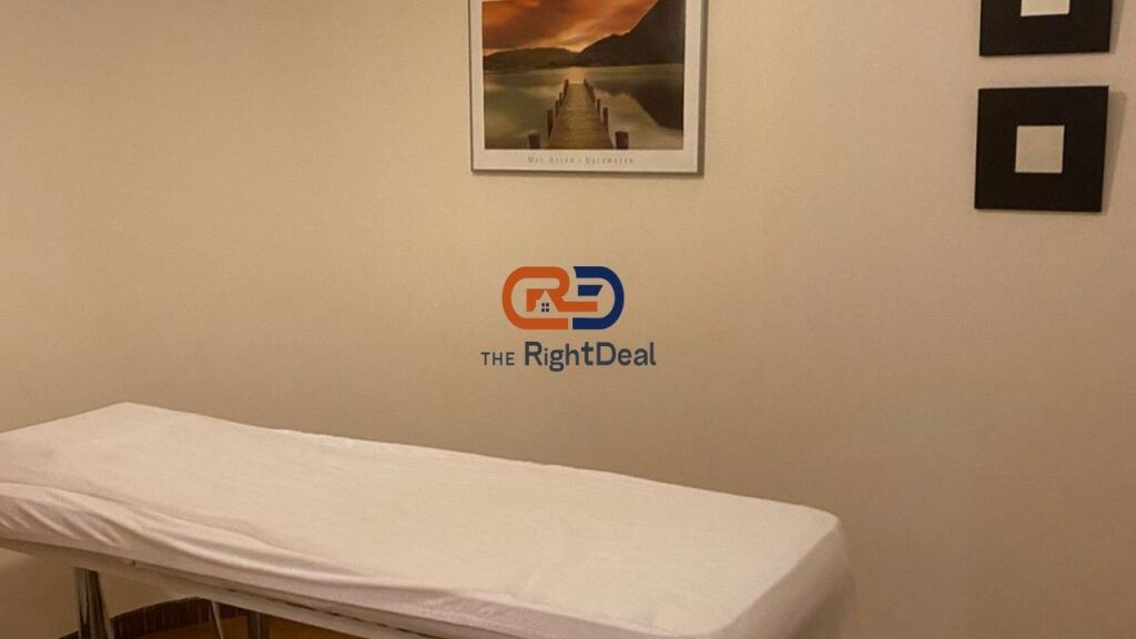 At the Former Exhibition, Commercial Space for Rent, Very Good Investment Opportunity!!