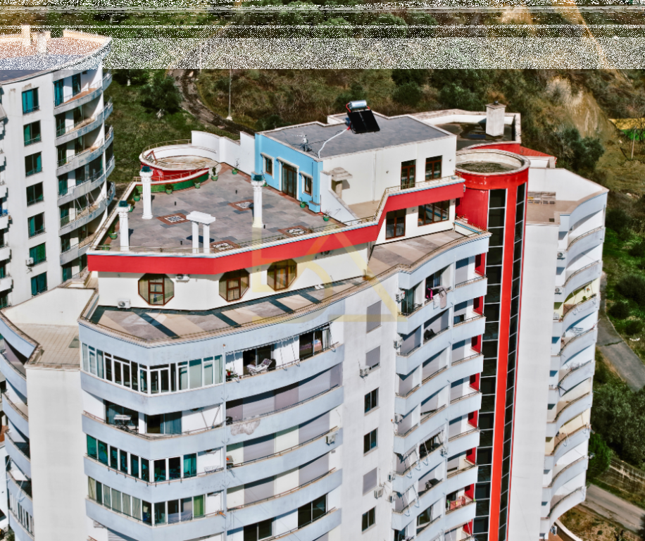 Shitet Papafingo Luksoze – Shkëmbi i Kavajës