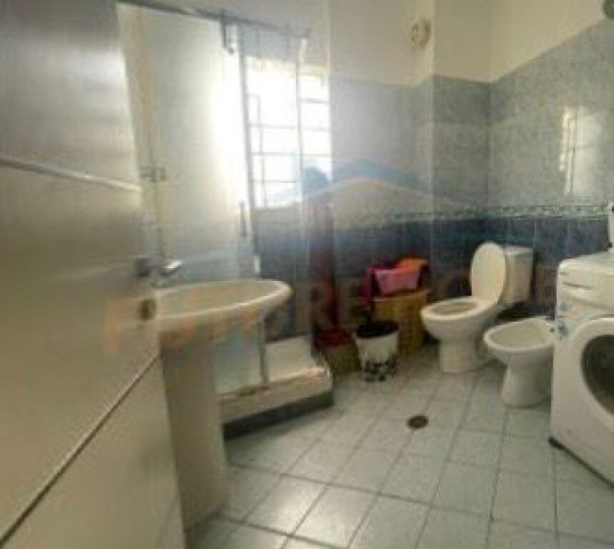 Affitto Appartamento 2+1 a Fresk, Via del Tesoro – Tirana