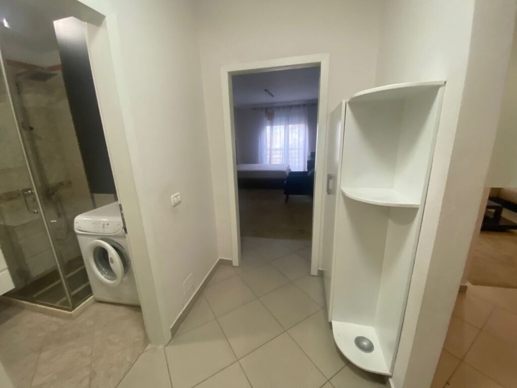 Jepet Apartament me qera