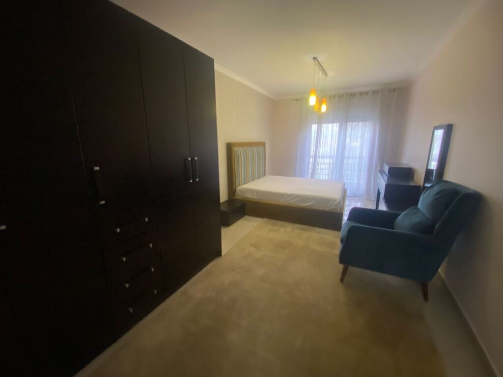 Jepet Apartament me qera