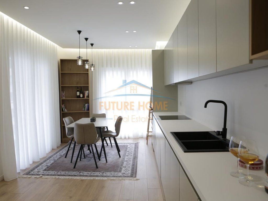 Qera, Apartament 2+1+2, Zogu Zi, Tiranë