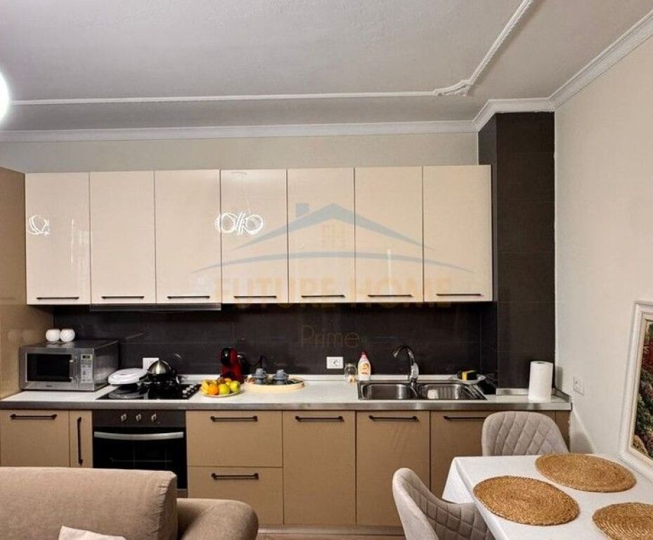 Rent, Apartment 3+1+2, B.Curri Boulevard, Tirana