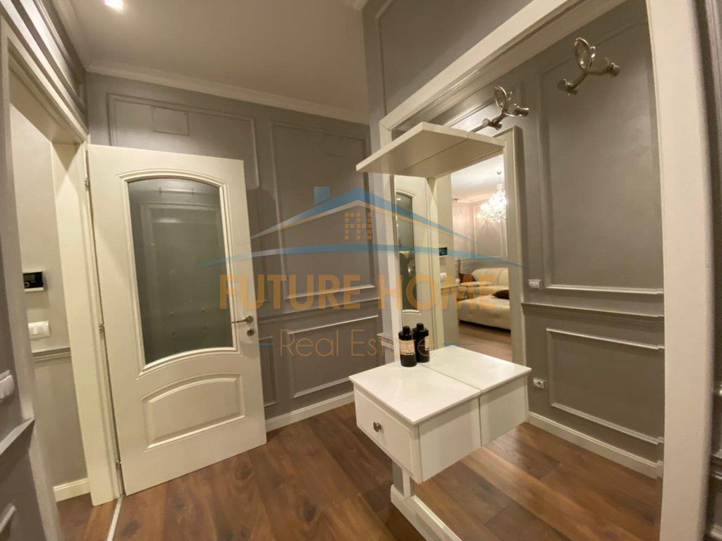 Qira, Apartament 2+1+2, Ambasador 3