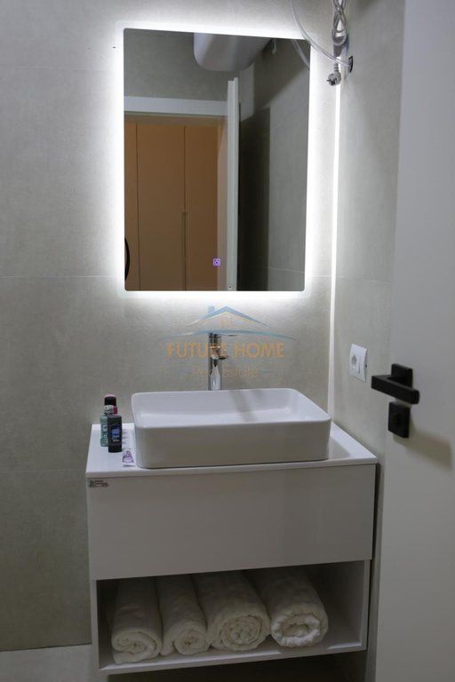 Qera, Apartament 2+1+2, Zogu Zi, Tiranë