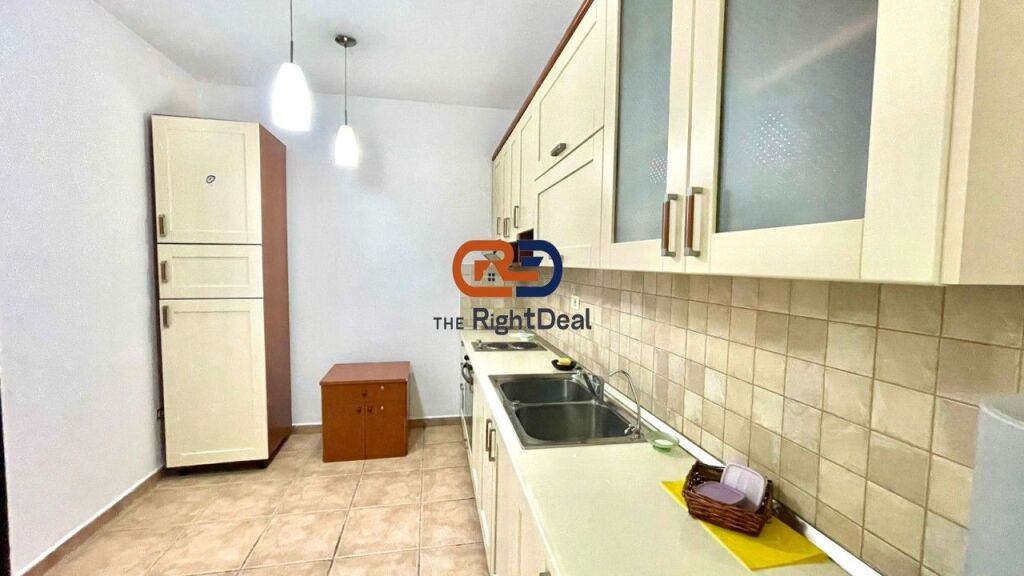 In Ish-Bllok, Office Space 2+1+2 For Rent, With Perfect Location!!!