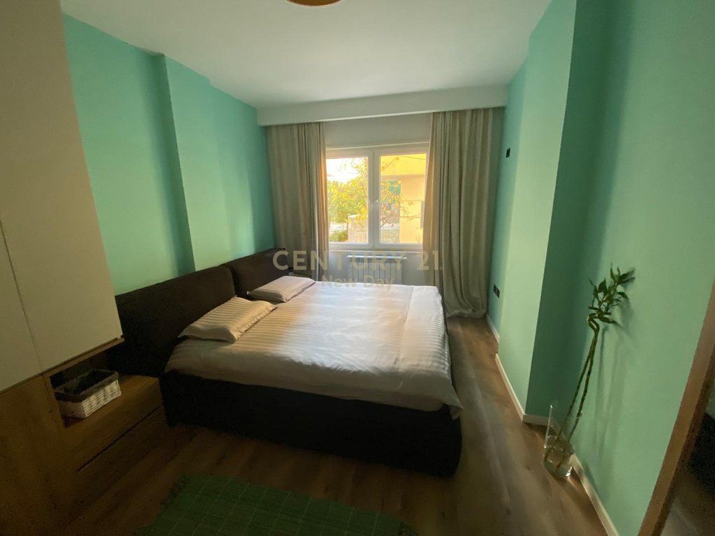 Apartament 1+1 Me Qira te Shkëmbi i Kavajës, Durrës - 450€ | 65 m²