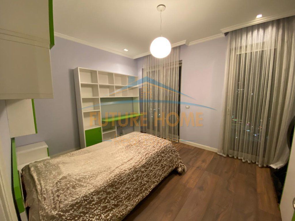 Qira, Apartament 2+1+2, Ambasador 3