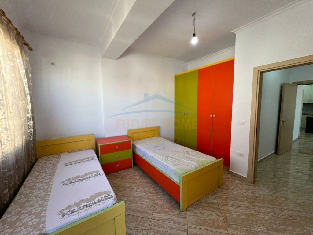 Qera, Apartament 2+1+2, Unaza E Re