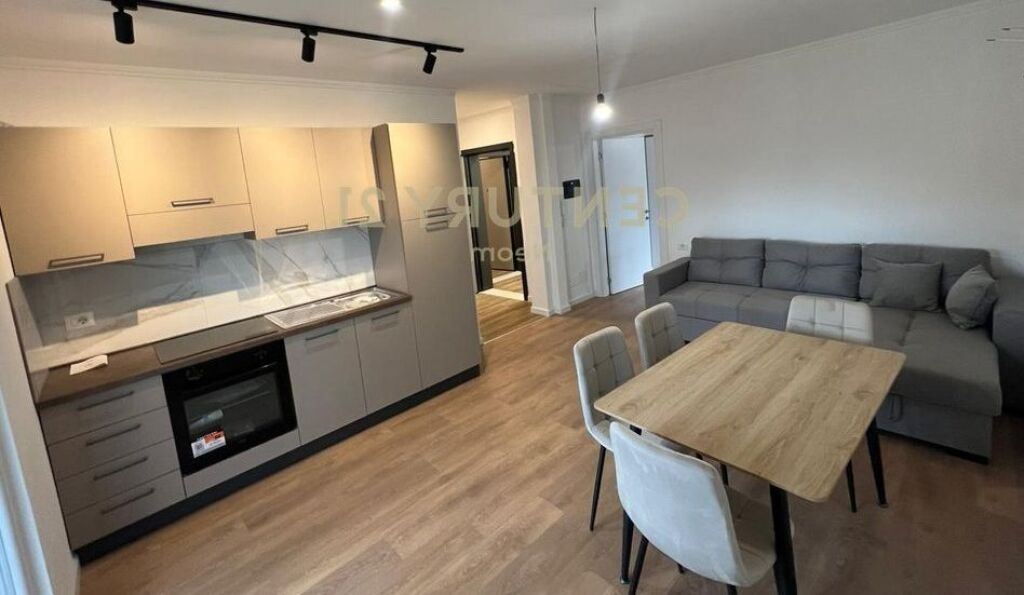 affittasi 1+1 a Shkoze