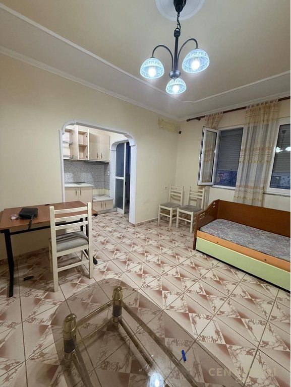 Apartament 1+1 per shitje tek rruga Irfan Tomini