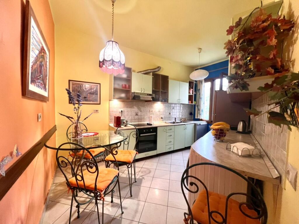 Jepet me Qera: 2+1+Kuzhine Vec &amp; Ballkon Fiks te Stadiumi Dinamo - Albsig | 650€/muaj