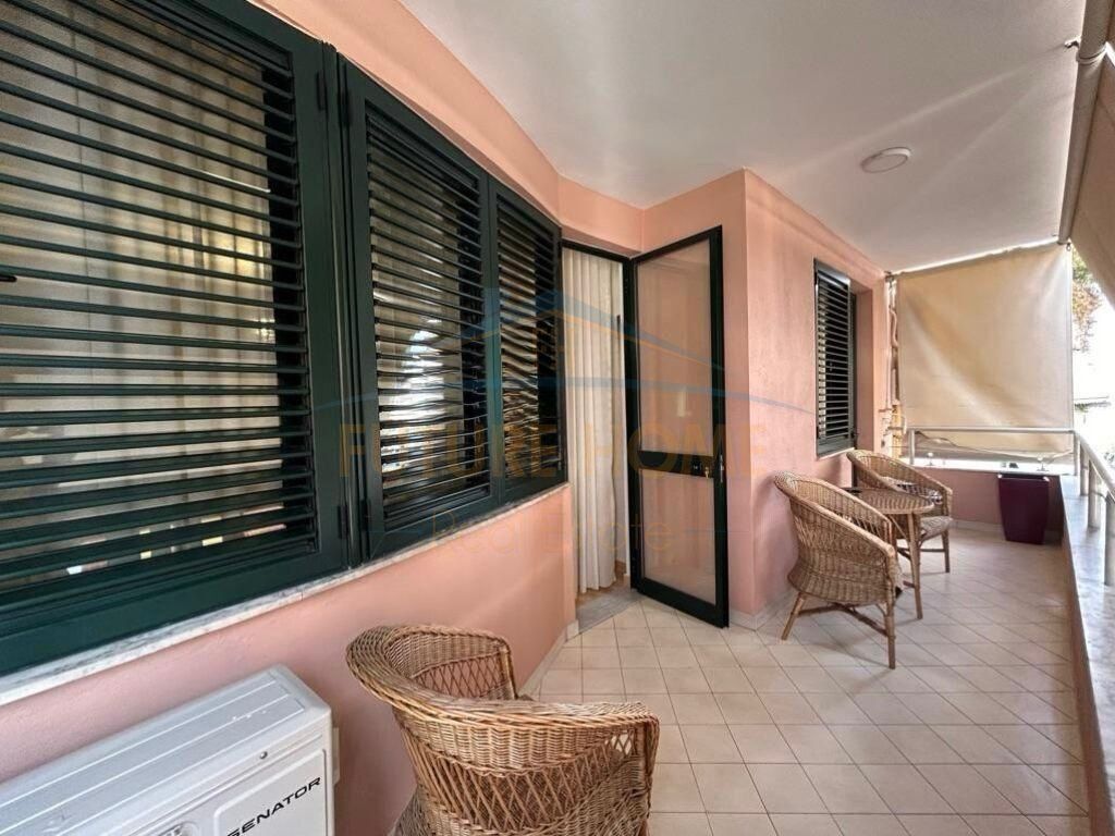 Qera, Apartament 2+1+2, 21 Dhjetori, Tiranë