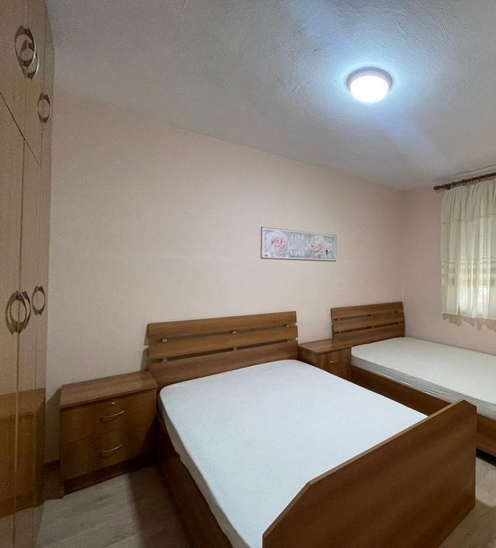 APARTAMENT PËR QIRA 2+1 TE 21 DHJETORI!