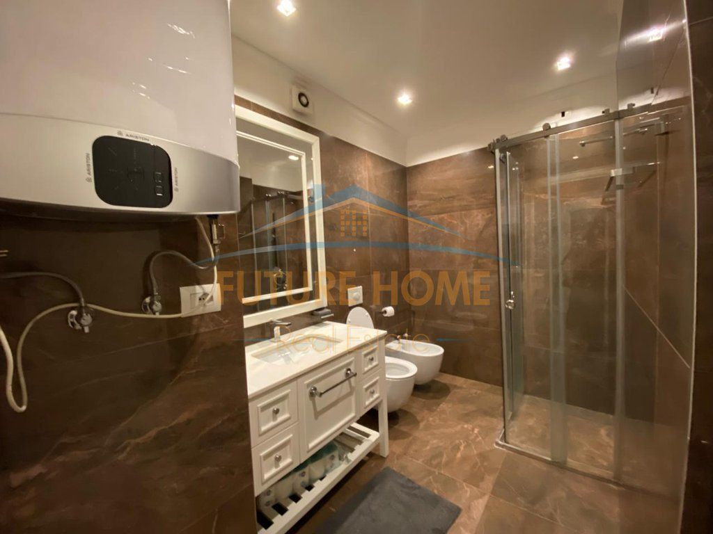 Qira, Apartament 2+1+2, Ambasador 3