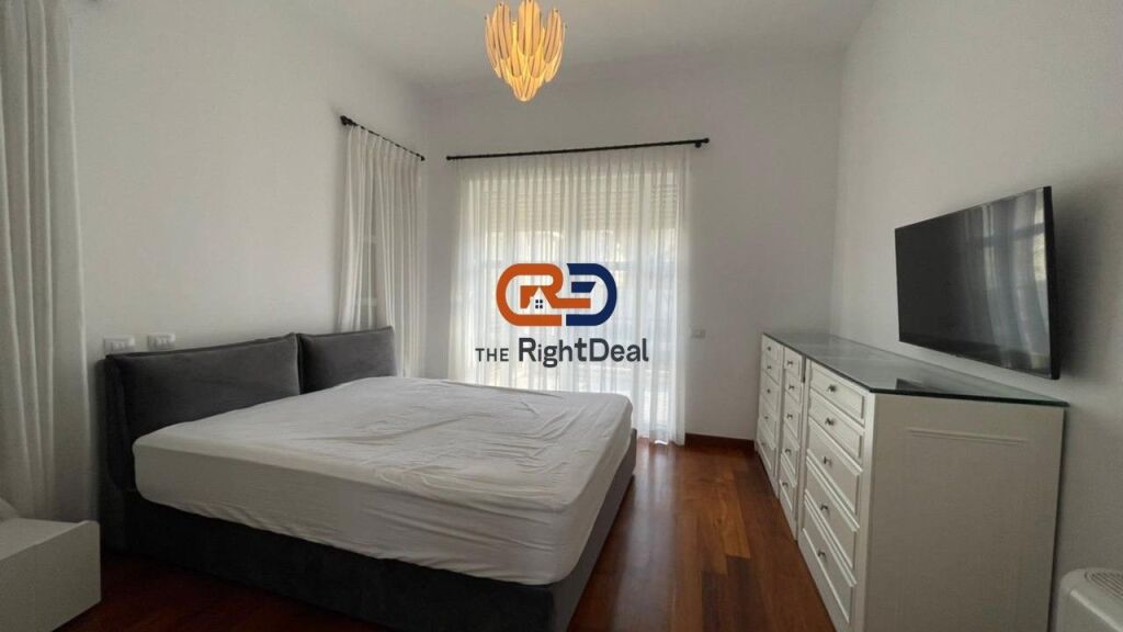 Tek Rolling HIlls Residence, Jepet Me Qira Vile Me Lokacion Pefekt!!!