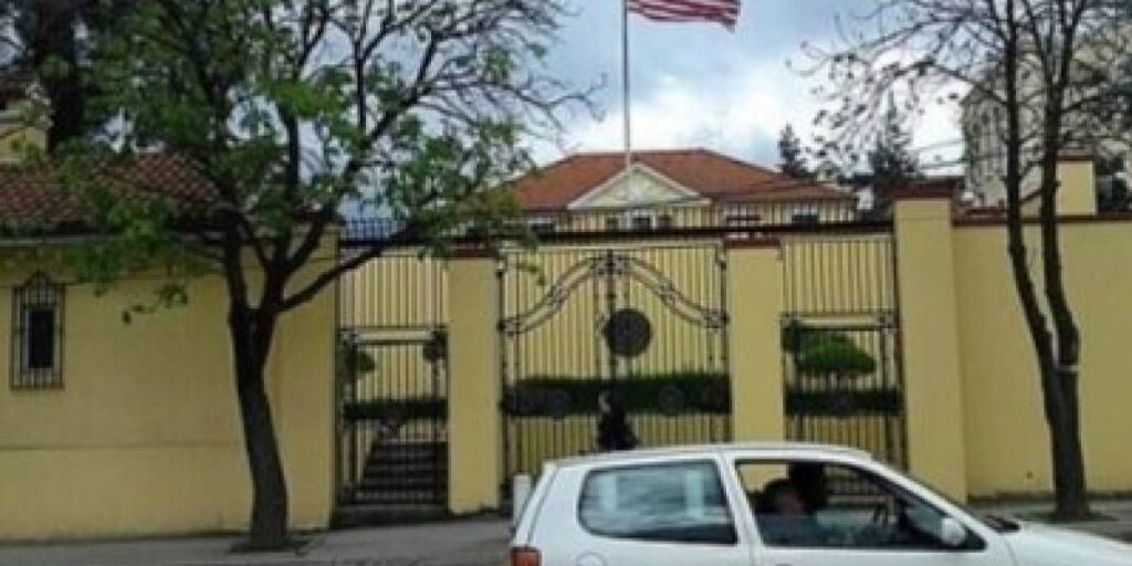 APPARTAMENTO 3+1+2+ POSTO AUTO IN VENDITA VICINO ALL'AMBASCIATA AMERICANA!