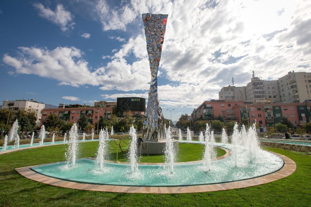 FOR RENT APARTMENT 3+1 "ZOGU ZI" 1200 EURO